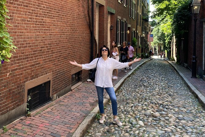 Private Walking Tour from Boston to Beacon Hill Freedom Trail Harborwalk - Boston Common and the Emerald Necklace: the Freedom Trail beginning point