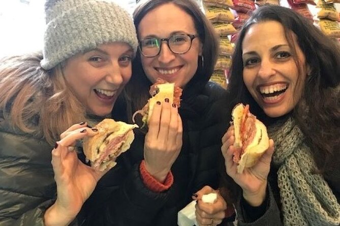 Public North End Neighborhood Tour - Regina’s Pizza: The Slice That Sets the Tone