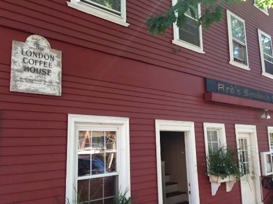 Salem 101 General History Tour - Pop Culture on Location: TV, Movies, and Celebrities