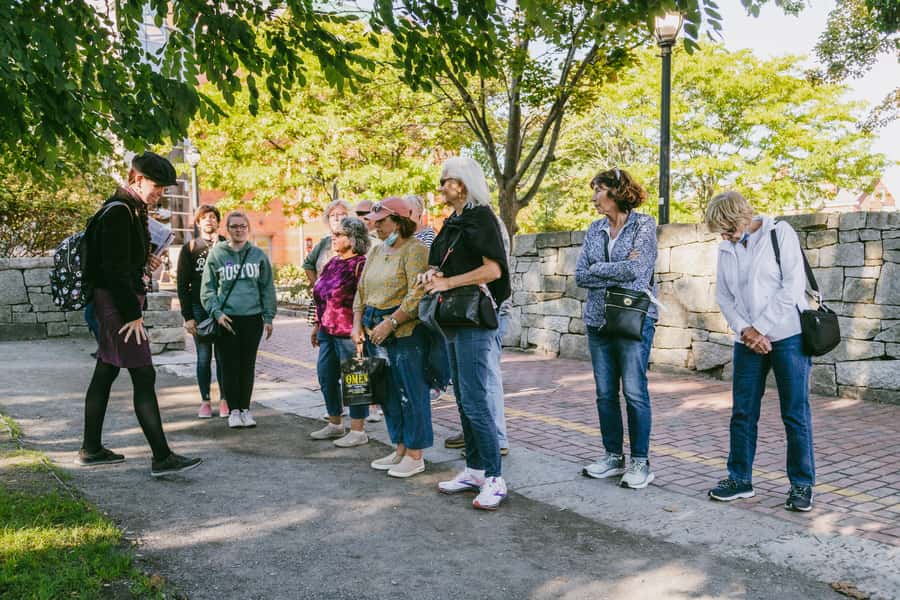 Salem: 1692 Witchcraft Trials Walk - Judges and accused homes: where neighbors became witnesses