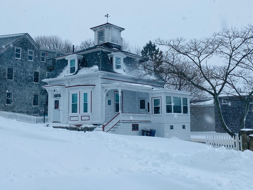 Salem, MA: Hocus Pocus Movie Guided Walking Tour - High School, Dance Hall, and Allison’s House: How the Movie Gets Real