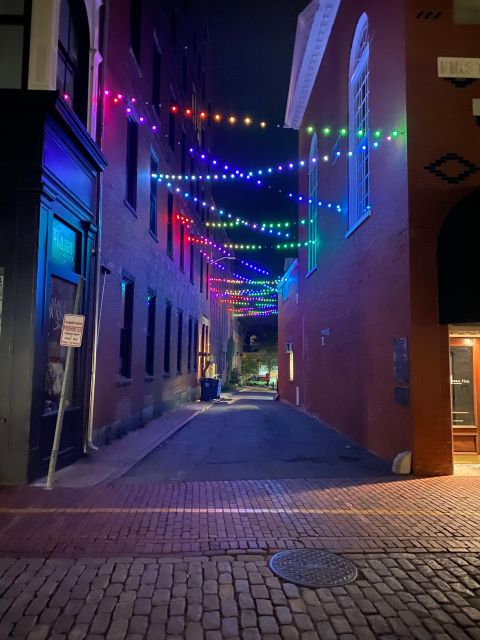 Salem, MA: Mysteries & Murder Guided Walking Tour - Salem at night: why a true-crime walk hits differently