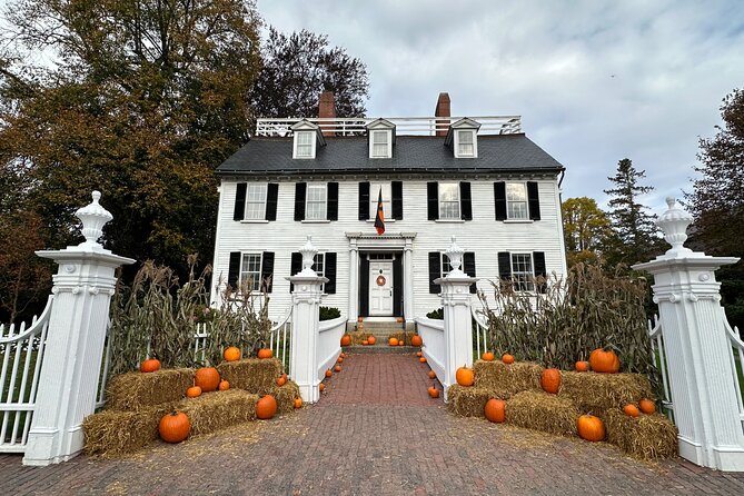 Salem Merchants and Mansions Guided Architecture Walking Tour - Key reasons this Salem architecture tour is worth your time