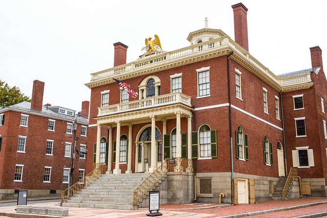 Salem Merchants and Mansions Guided Architecture Walking Tour - Hawthorne Hotel, Peabody Essex Museum, and Church Street: the street grid as a time map
