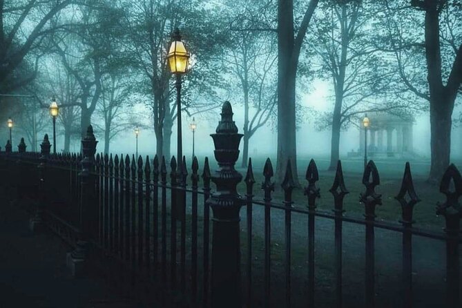 Salem's Best Ghost Tour - Old Burying Point Cemetery: Gates View, Big Atmosphere