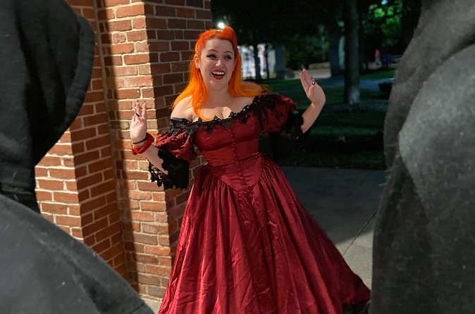 Salem's Spooky Spectres Walking Ghost Tour - Sound, pacing, and the reality of walking downtown