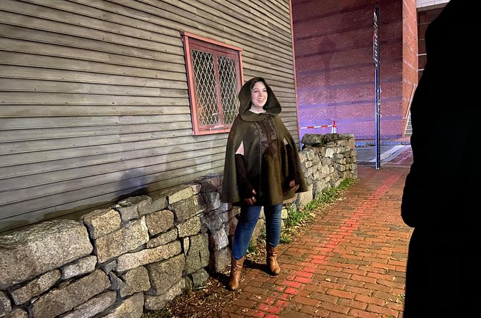Salem's Spooky Spectres Walking Ghost Tour - The guide factor: why names like Kat and David matter