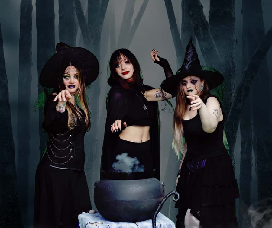 Salem: Ultimate Dead of Night Walking Ghost Tour - No Entry, All Atmosphere: How to Get the Most From Outdoor Storytelling