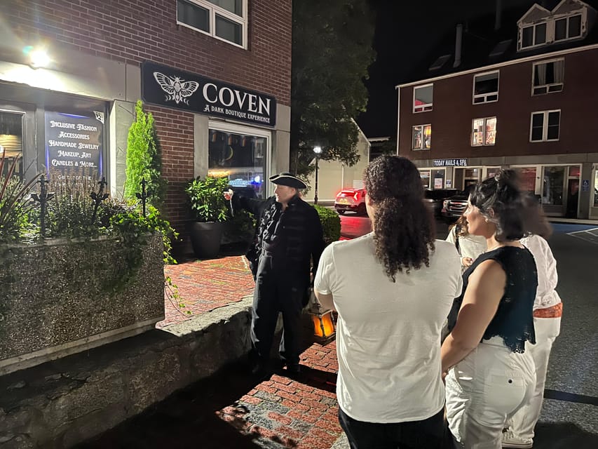 Salem: Vampires and Ghosts Walking Tour with Haunted Objects - Old Burying Point Cemetery and classic Salem corners