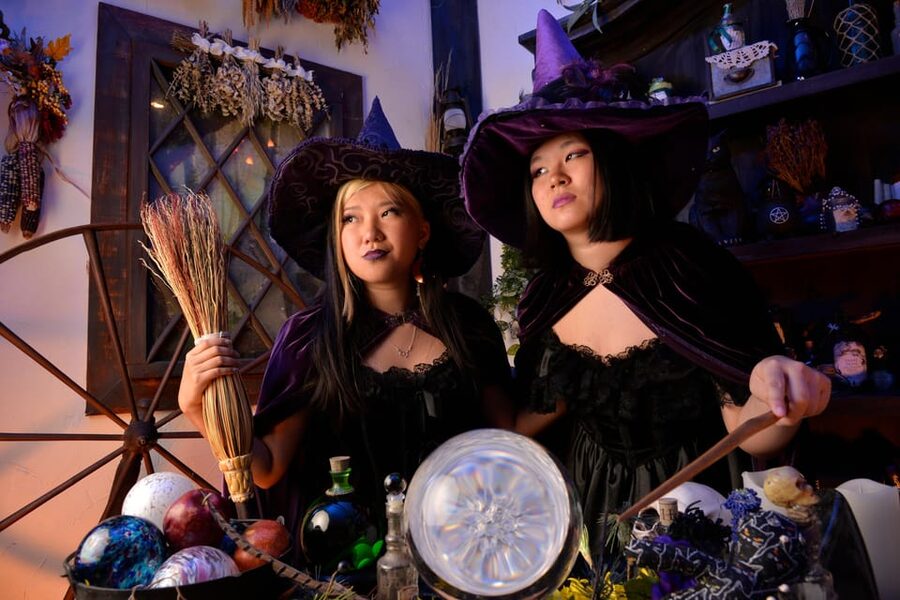 Salem: Witch Costume Photo Studio Experience - Key Tips for a Smooth Salem Costume Photoshoot