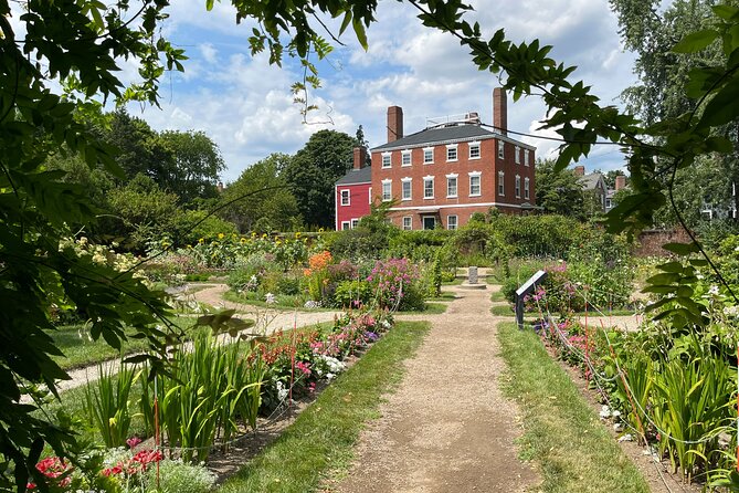 Salem Witch Tour from Boston by Train with Museum Tickets - How much walking is involved, and where comfort can get tricky