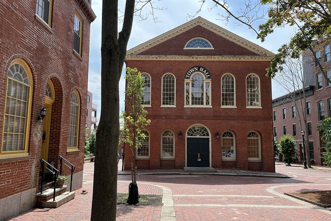 Salem Witch Tour from Boston by Train with Museum Tickets - Salem’s guided walking route: witch trials, Puritans, pirates, and pop culture