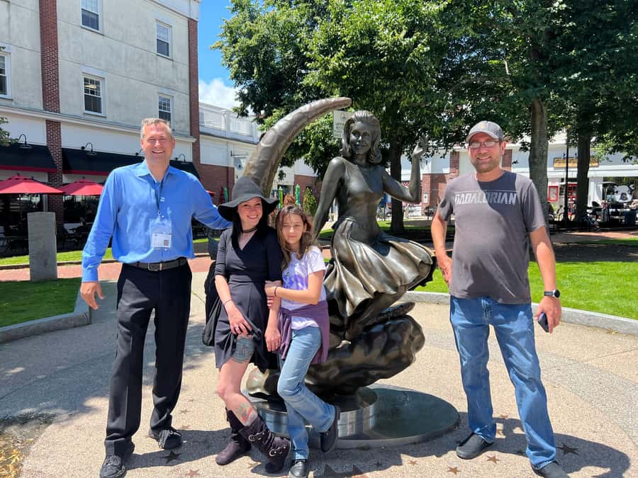 Salem: Witch Trial History and Salem Haunts Walking Tour - Guides Matter: The Energy You’re Paying For