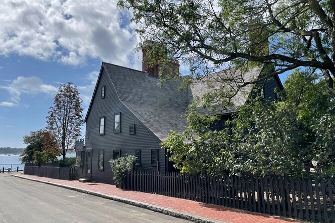 Self Guided Audio Tour 'Hawthorne's Haunts' Haunted Walking Tour Salem - Should you book? My practical take