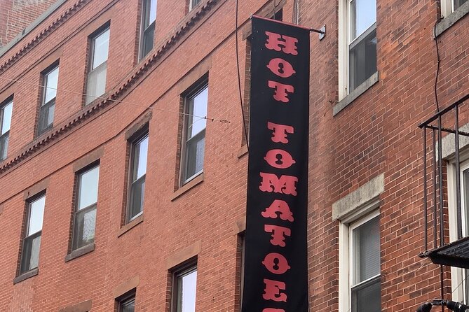 Self-Guided Audio Tour of Boston North End - Paul Revere Statue, Prado Park Mention, and the Two Lanterns Site