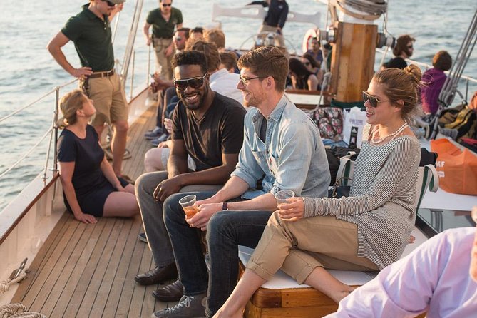 Sightseeing Day Sail around Boston Harbor - What to bring: snacks, reusable bottles, and card-only drinks