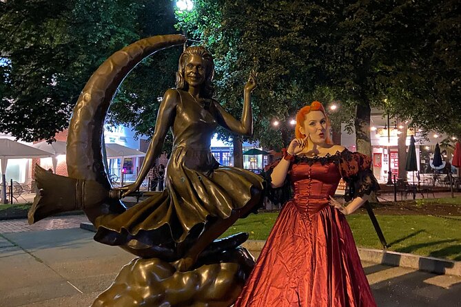 Steps Through 1692 (History Tour) - What to bring (based on the reality of a downtown evening walk)