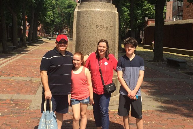 Tour-in-Four -- A Private four hour walking & driving city tour - Driving highlights that cover a lot of Boston in a short span