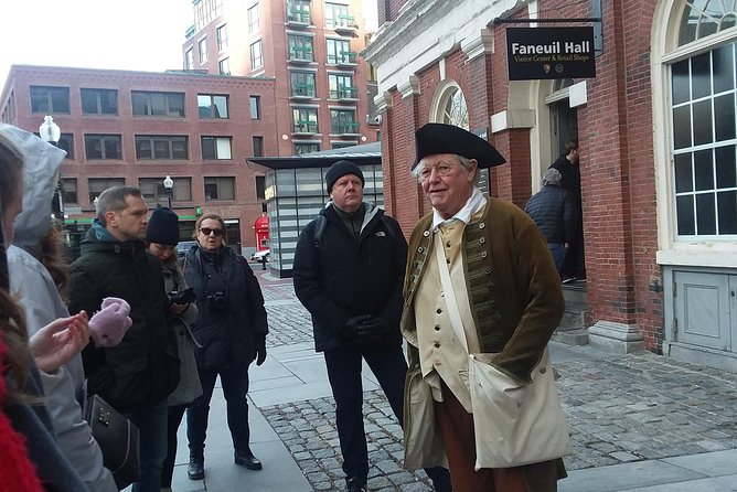 Walk the Historic Freedom Trail with Costumed Guide - The 90-minute format: how much you really see